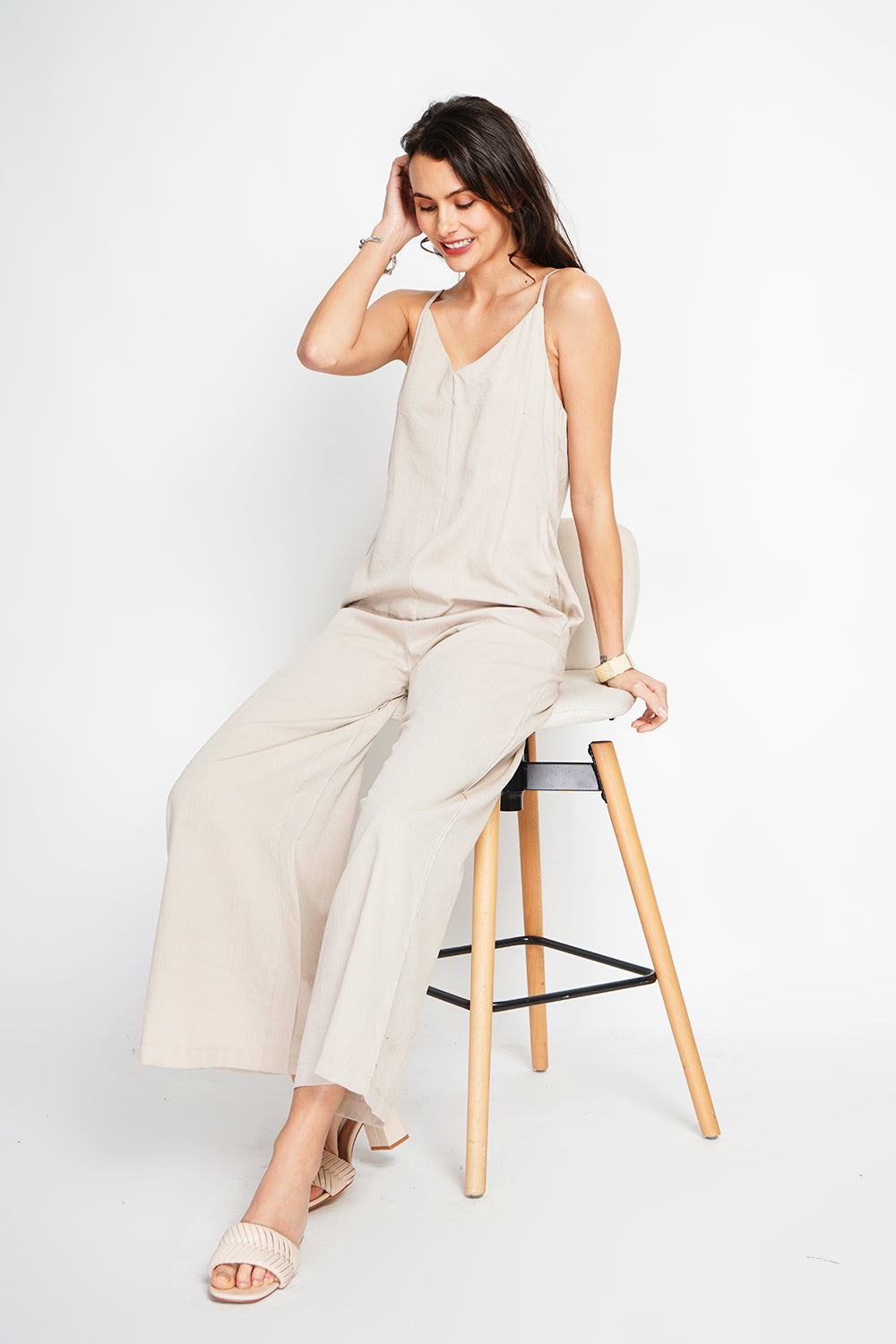 Trapeze overalls with straps and side pockets
