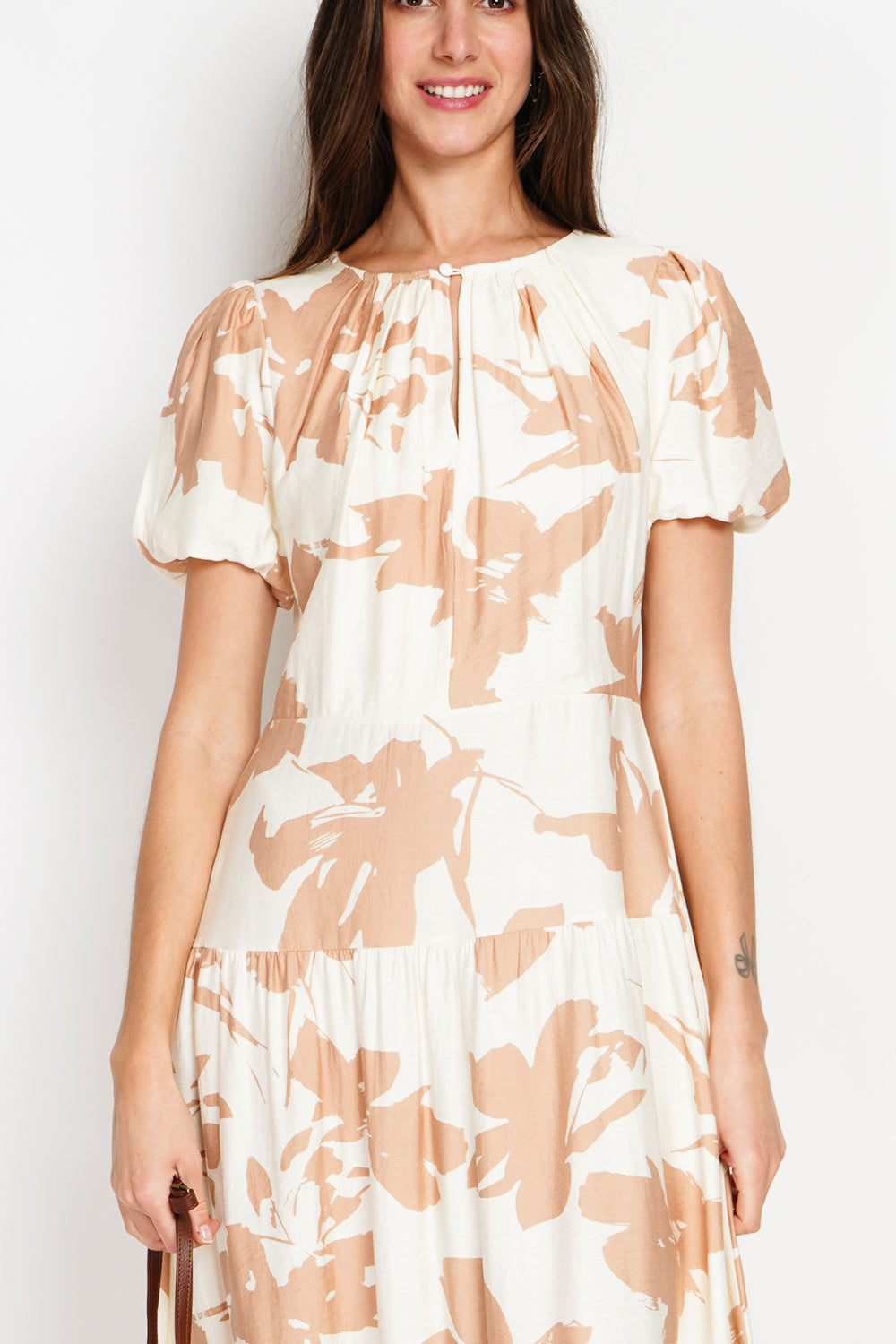 Robe longue imprimé floral manches 3/4 – Camel – William de Faye