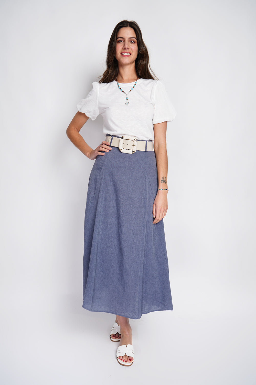 Short sleeve crew neck t-shirt with puffed sleeves