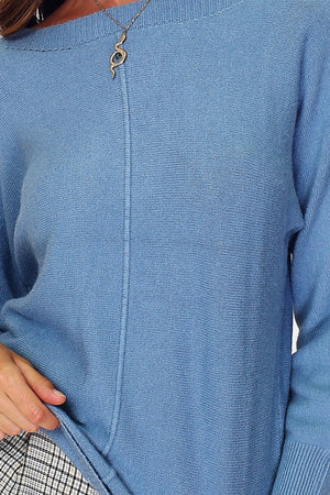 Nervous boat-neck sweater in front with batwing sleeves