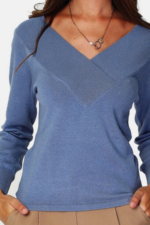 Großer Crossover-Pullover mit V-Ausschnitt und langen Ärmeln