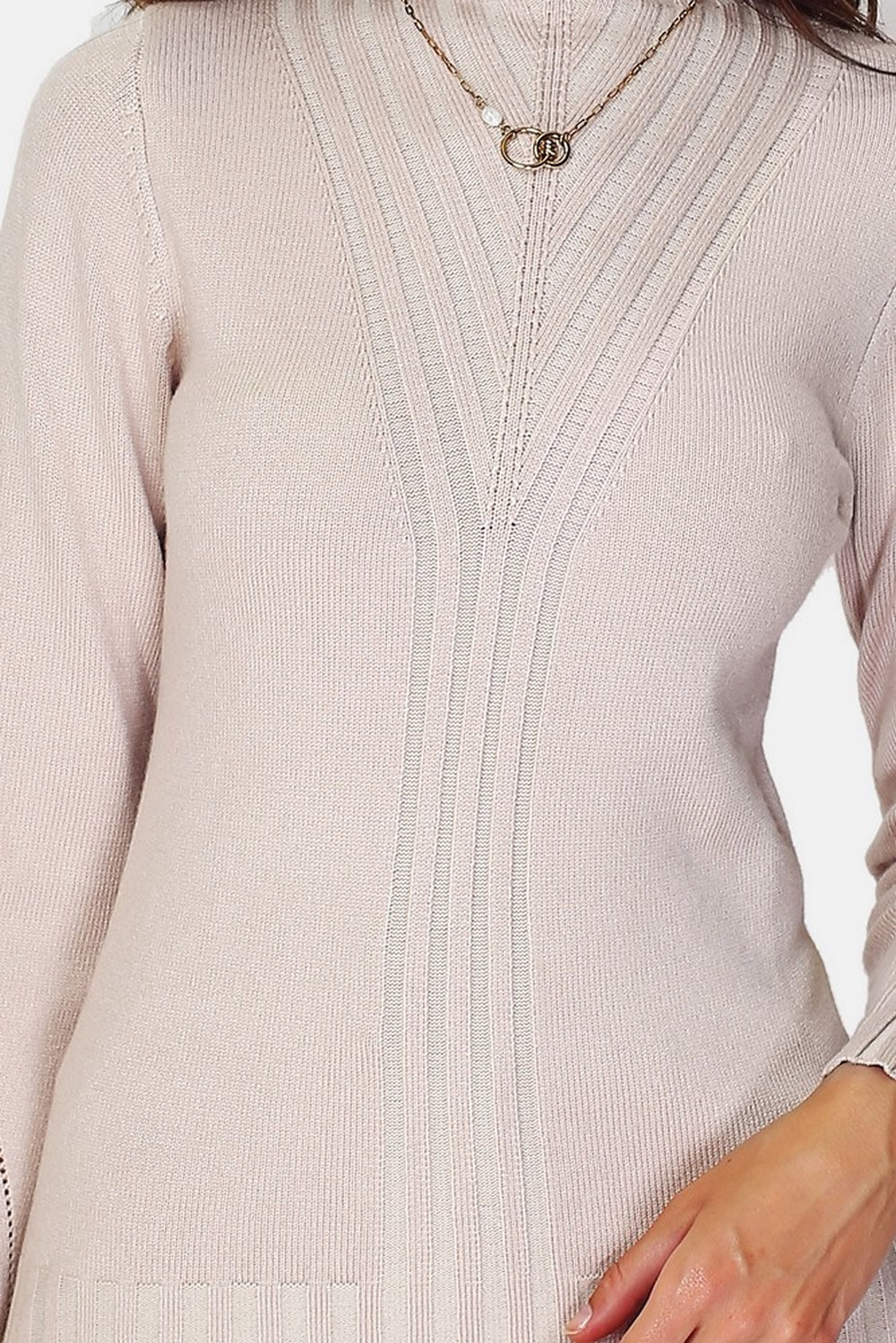 High neck jumper, fancy knit on the front with long sleeves