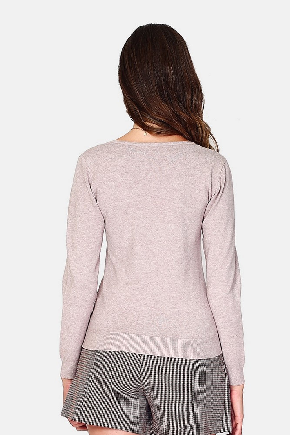 Classic 3-ply knit V-neck sweater with long sleeves