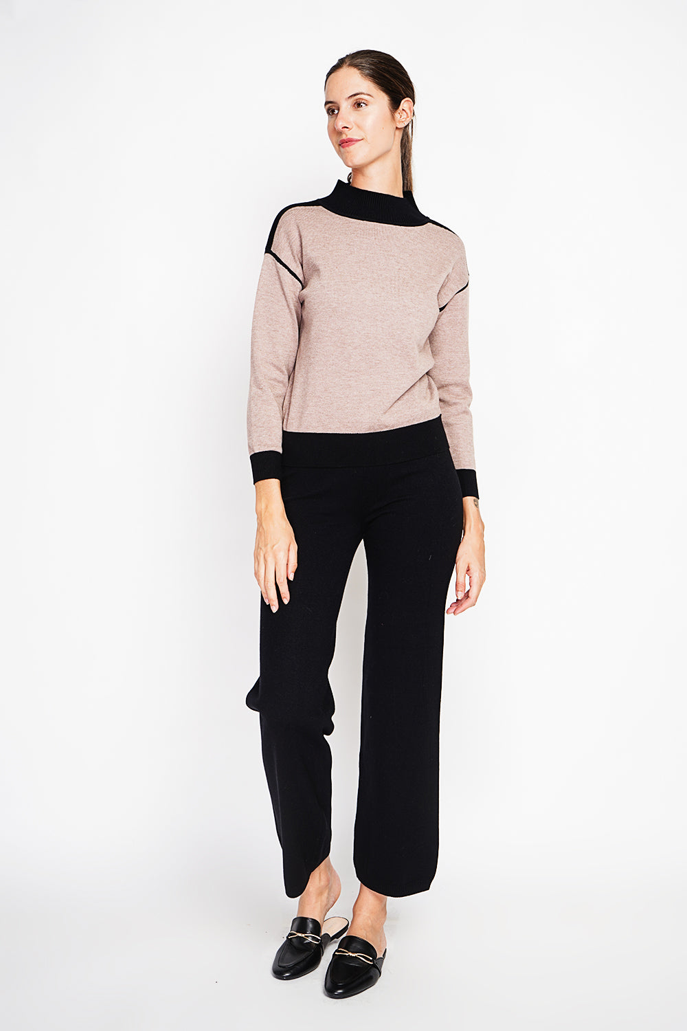Fancy colored high neck sweater Oversized cut with long sleeves