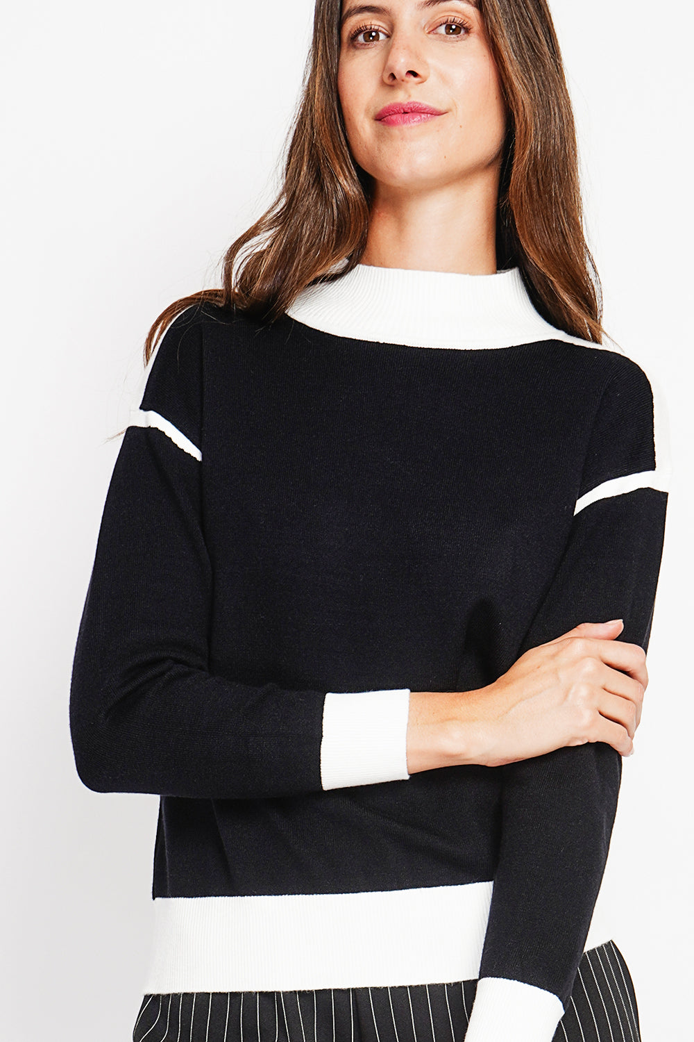Fancy colored high neck sweater Oversized cut with long sleeves