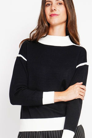 Fancy colored high neck sweater Oversized cut with long sleeves