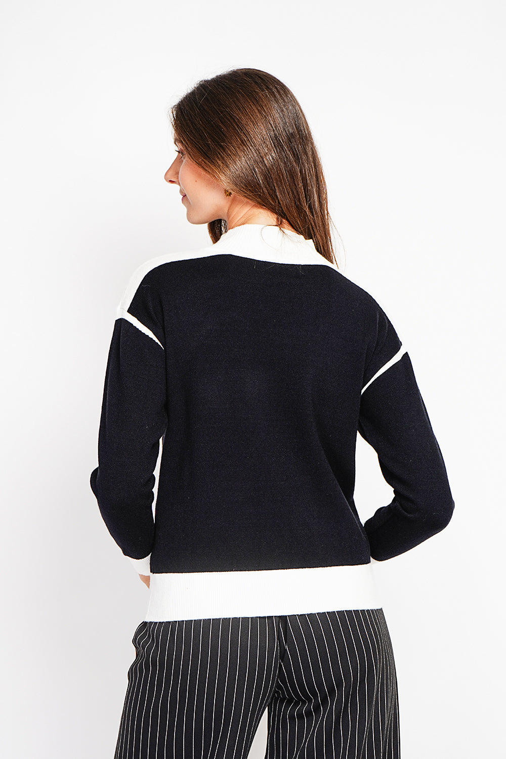 Fancy colored high neck sweater Oversized cut with long sleeves