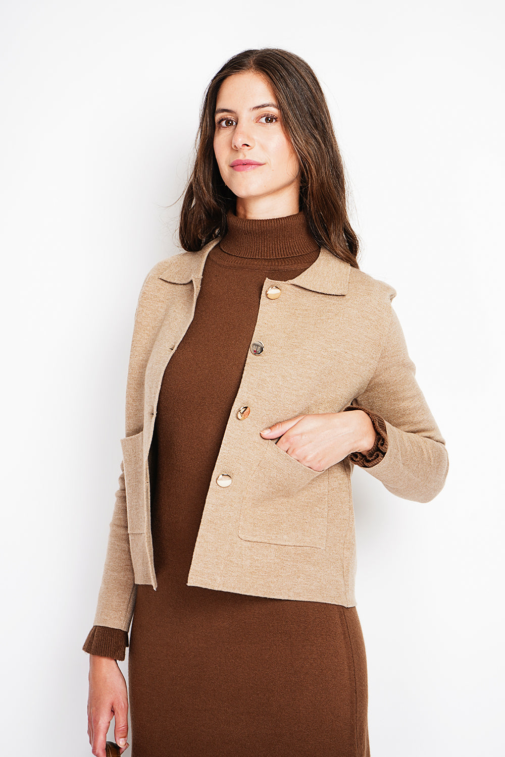 Veste courte boutons dorés oversize – Camel – William de Faye