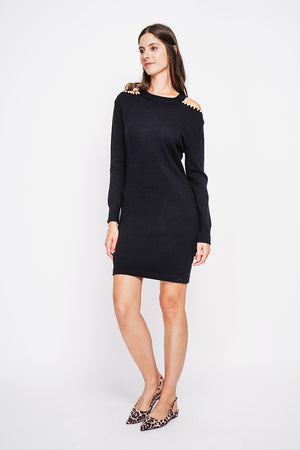 Turtleneck dress knit mesh hole at the shoulder with pearl