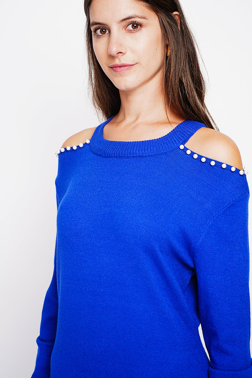 Turtleneck dress knit mesh hole at the shoulder with pearl