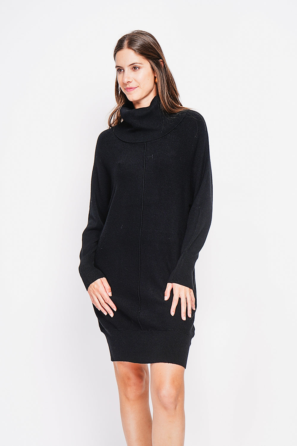 Oversized scoop neck dress with edgy front and batwing sleeves – Black – William de Faye