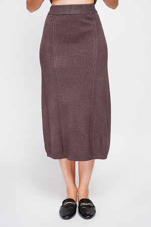 Long twisted skirt