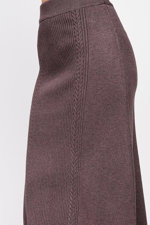 Long twisted skirt