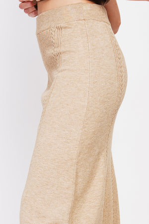 Long twisted skirt