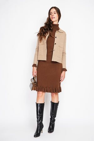 Dress with large low collar in foufou on long sleeves and bottom
