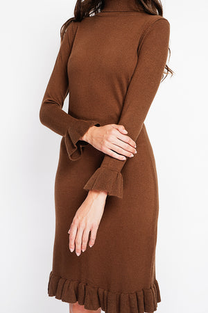 Dress with large low collar in foufou on long sleeves and bottom