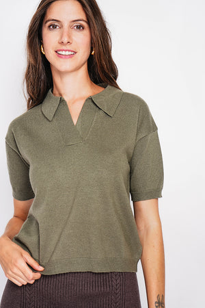 Polo neck sweater Ribbed edges Oversized fit with mid-length sleeves