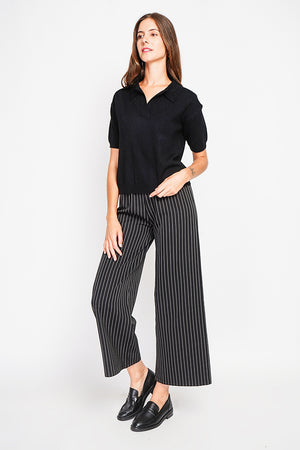 Polo neck sweater Ribbed edges Oversized fit with mid-length sleeves