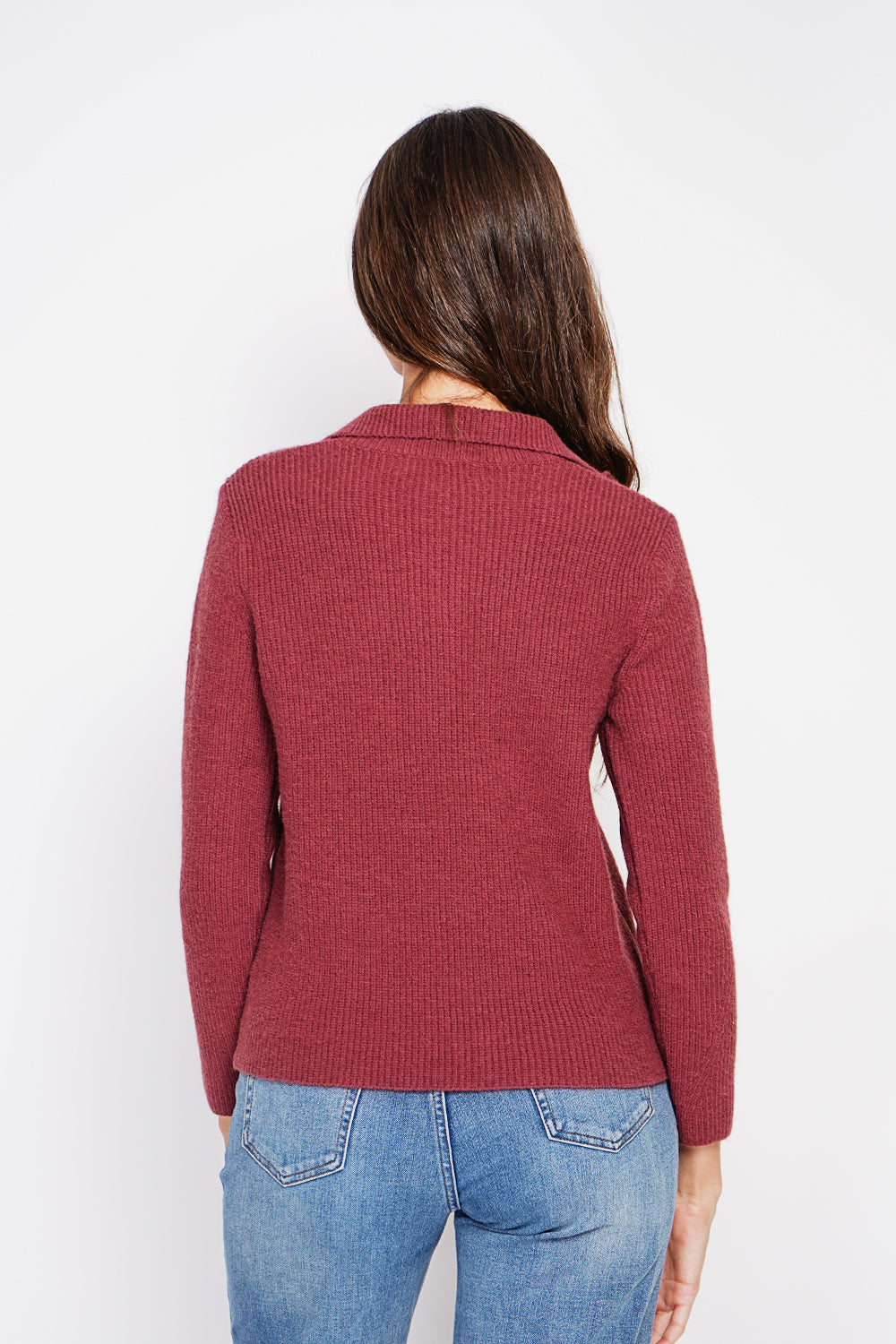 Ribbed zipped high neck sweater with long sleeves