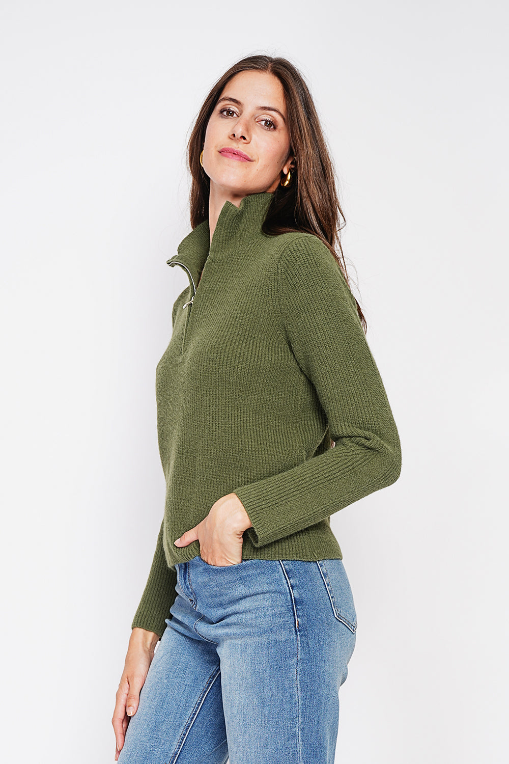 Pull côtelé col montant zippé – Kaki – William de Faye