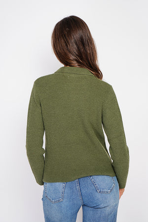 Ribbed zipped high neck sweater with long sleeves