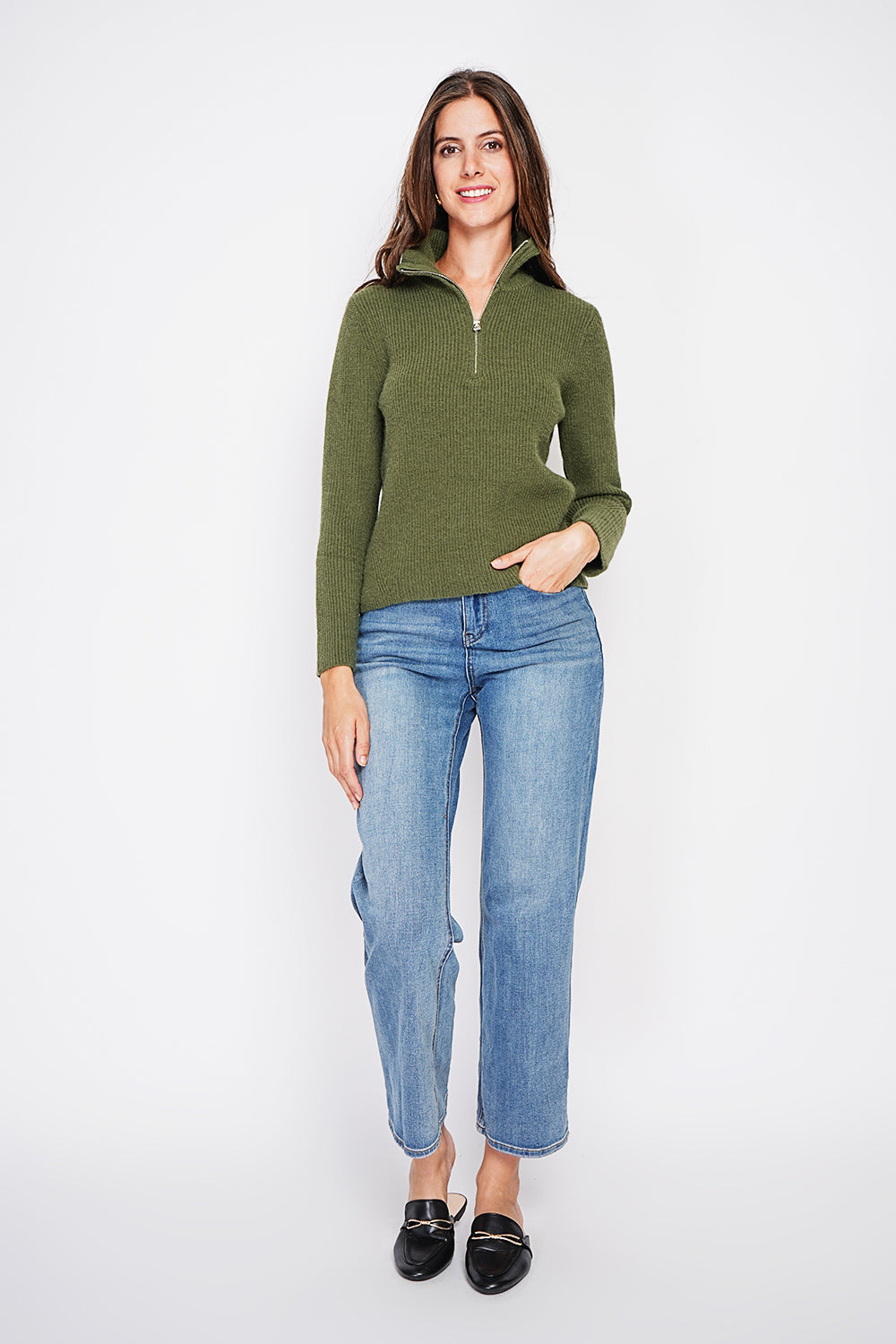Ribbed zipped high neck sweater with long sleeves