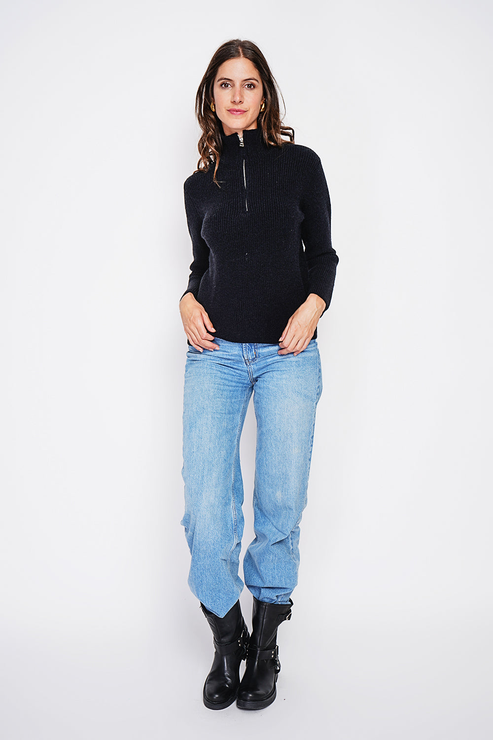 Ribbed zipped high neck sweater with long sleeves