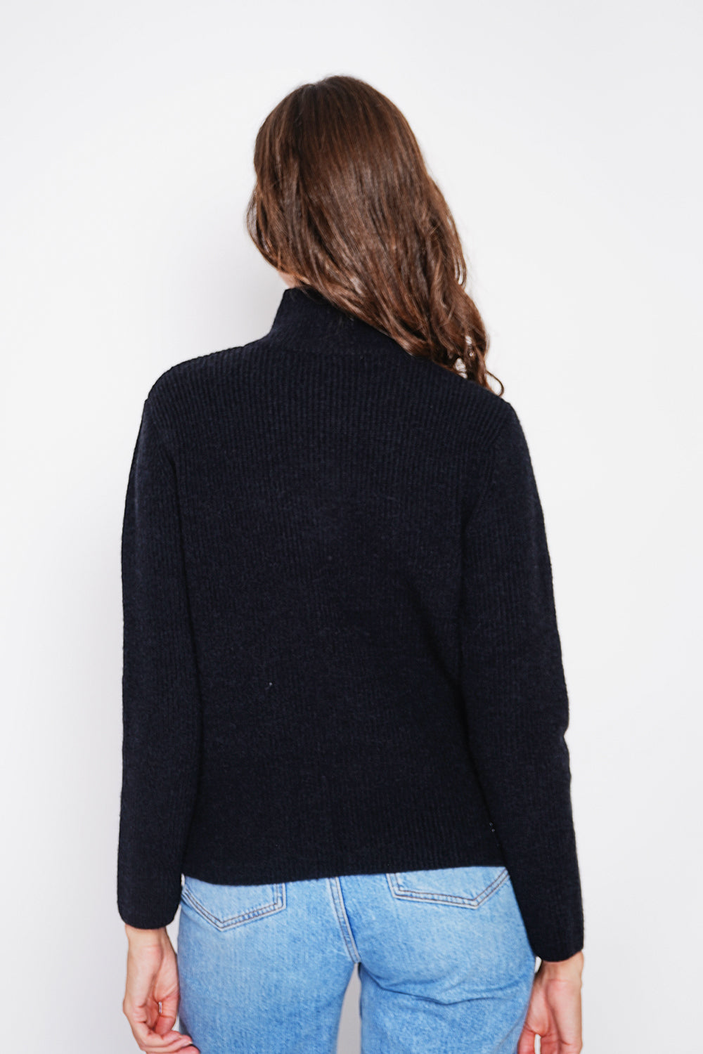 Pull côtelé col montant zippé – Noir – William de Faye
