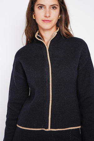 Short vest with two-tone zip and long sleeves