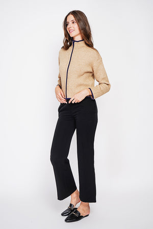Short vest with two-tone zip and long sleeves