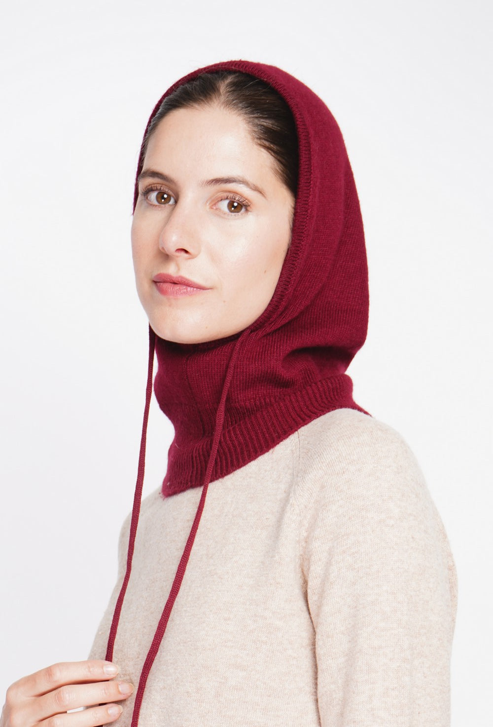 Ribbed drawstring hood