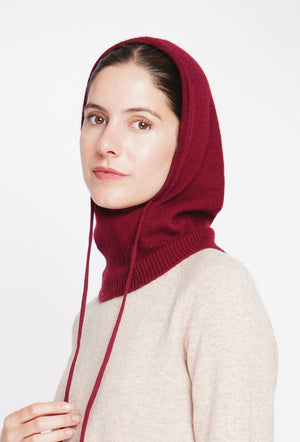 Ribbed drawstring hood