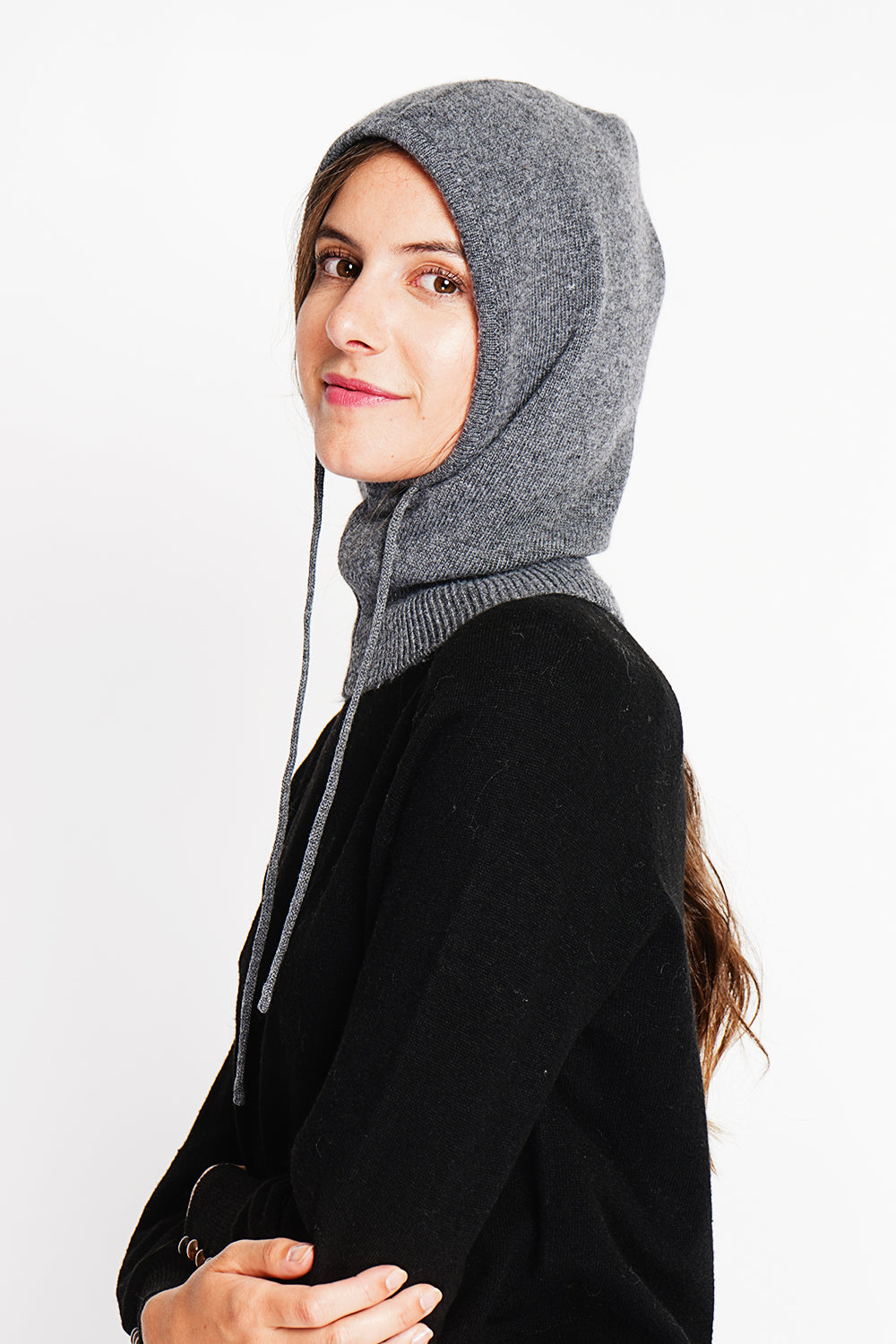 Ribbed drawstring hood