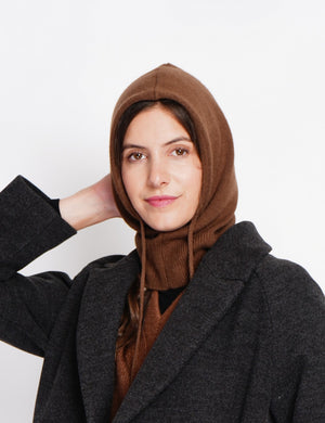 Ribbed drawstring hood