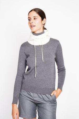 Ribbed drawstring hood