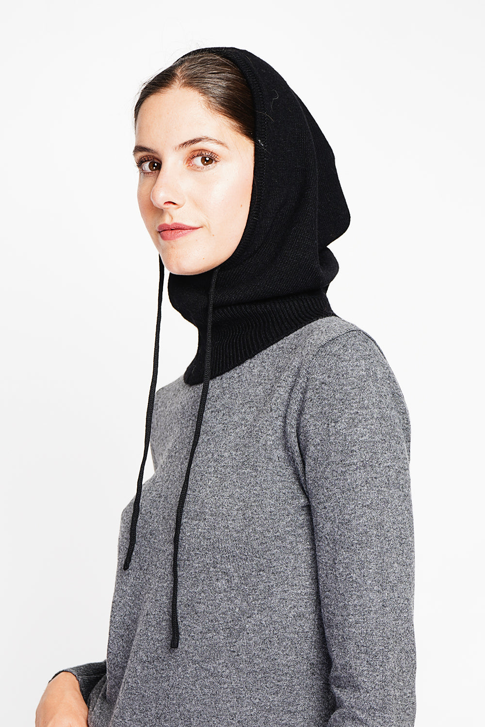 Ribbed drawstring hood