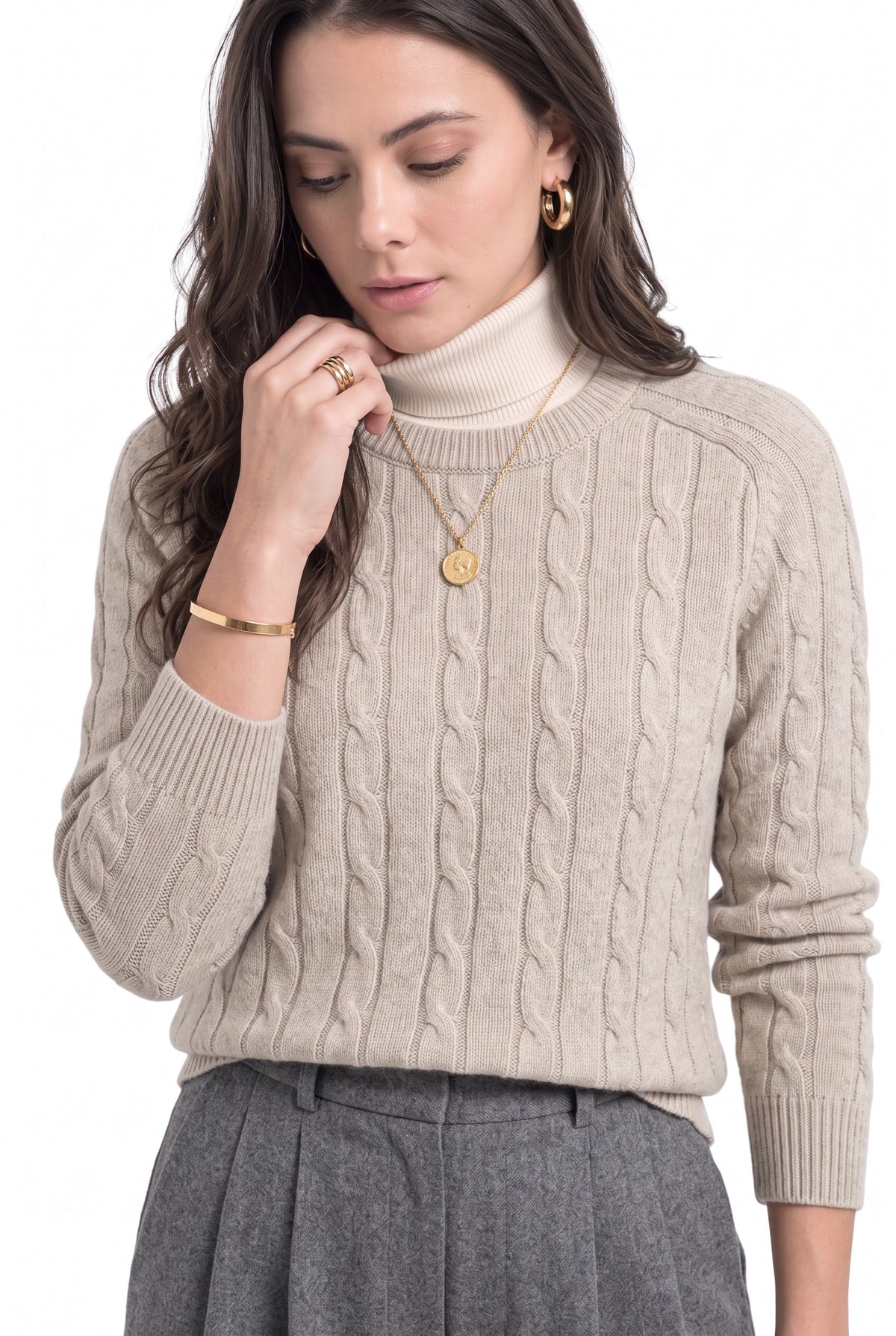 Cable knit crew neck sweater, long sleeves – Cream – William de Faye