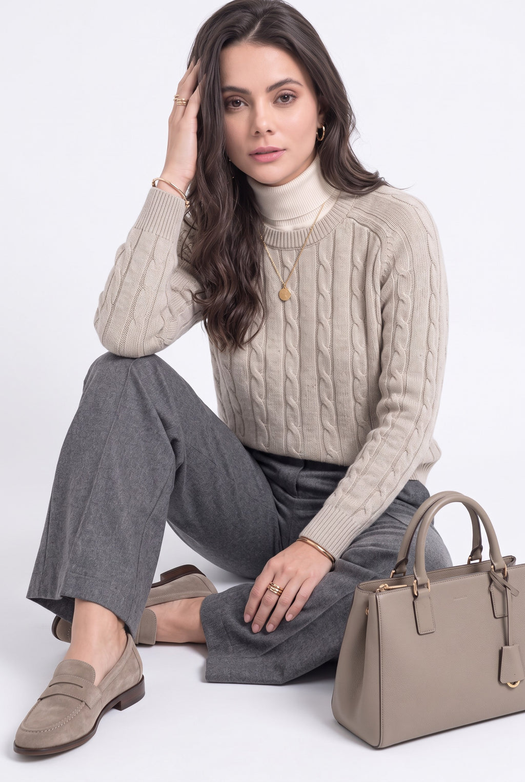 Cable knit crew neck sweater, long sleeves – Cream – William de Faye