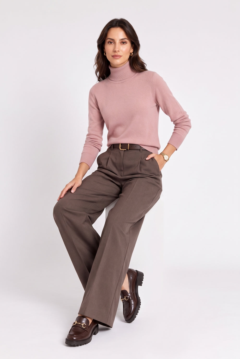 Classic long-sleeved high-neck sweater in 2-ply knit – Pink dust – William de Faye