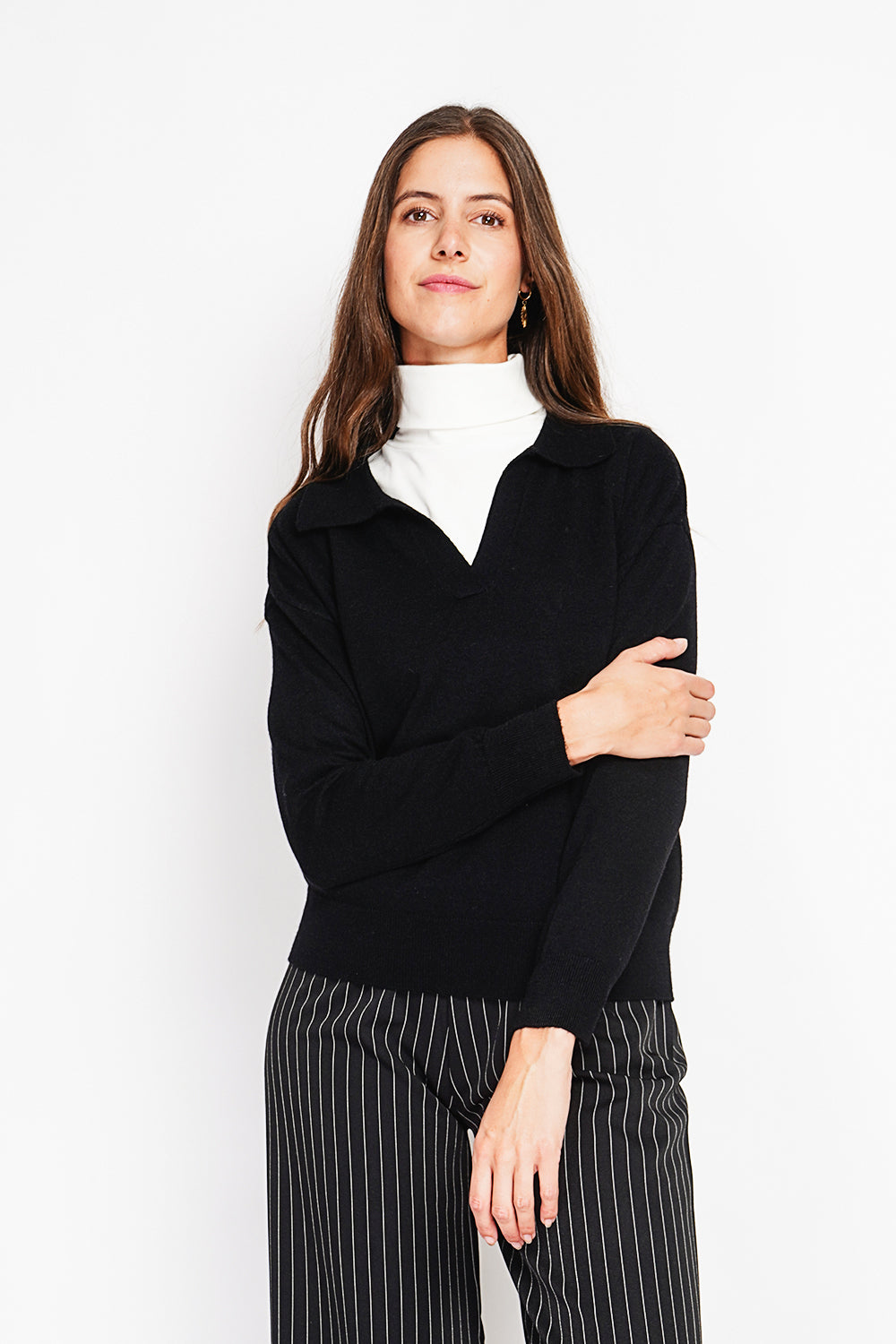 Pull col polo V oversize côtelé – Noir – William de Faye