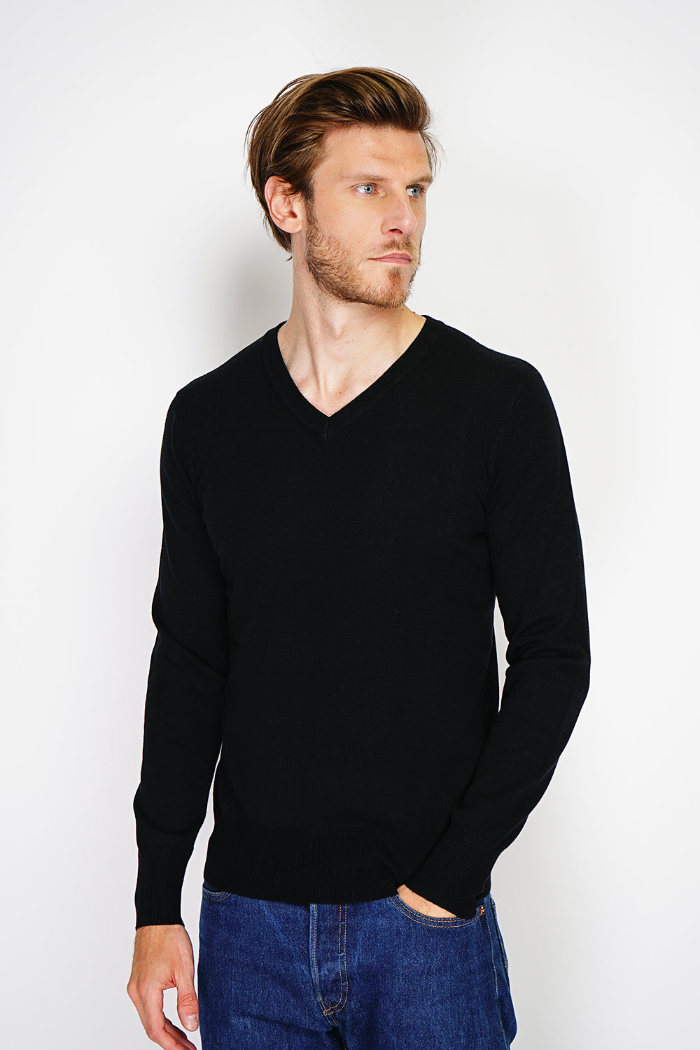 Classic V-neck sweater with long sleeves knitting in 3 threads