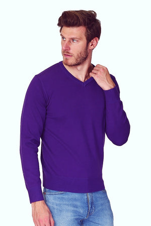 Classic V-neck sweater with long sleeves knitting in 3 threads