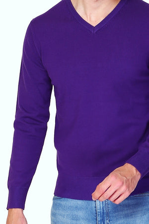 Classic V-neck sweater with long sleeves knitting in 3 threads