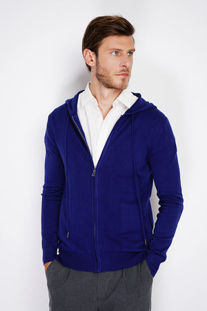 Zipped vest in long-sleeved knitted hoods