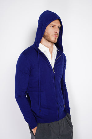 Zipped vest in long-sleeved knitted hoods