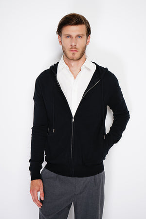 Zipped vest in long-sleeved knitted hoods