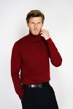 Classic turtleneck sweater with long sleeves knit in 2 threads