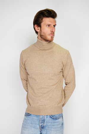 Classic turtleneck sweater with long sleeves knit in 2 threads