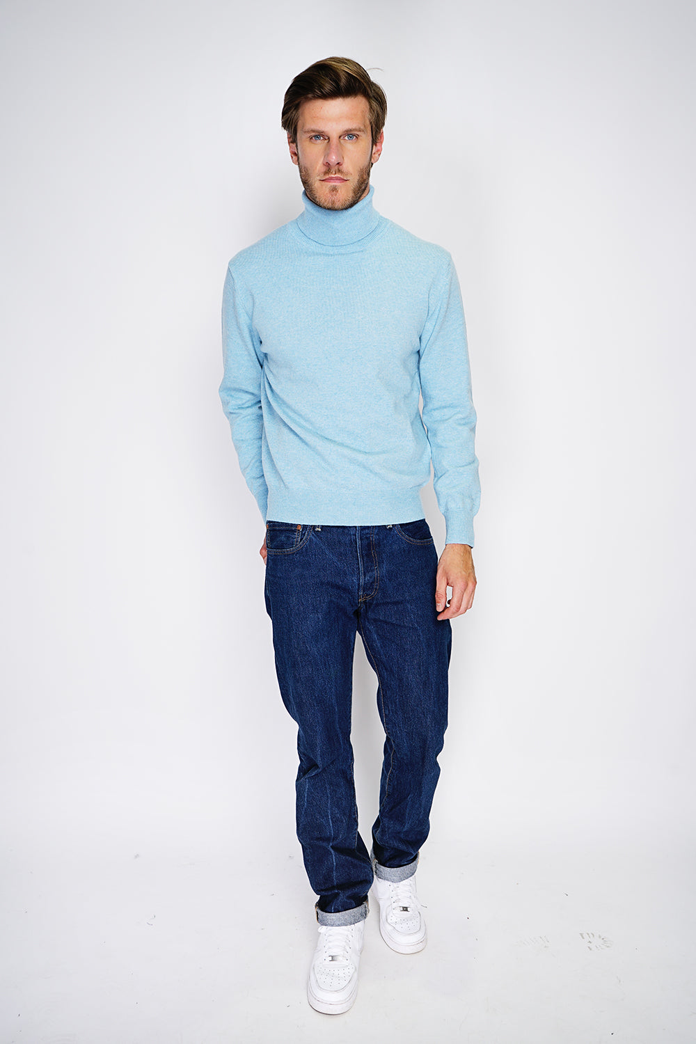 Classic turtleneck sweater with long sleeves knit in 2 threads