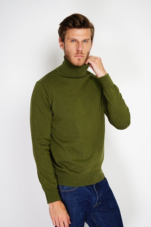 Classic turtleneck sweater with long sleeves knit in 2 threads